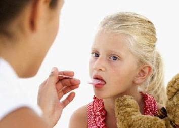 O melhor remédio para a tosse para uma criança